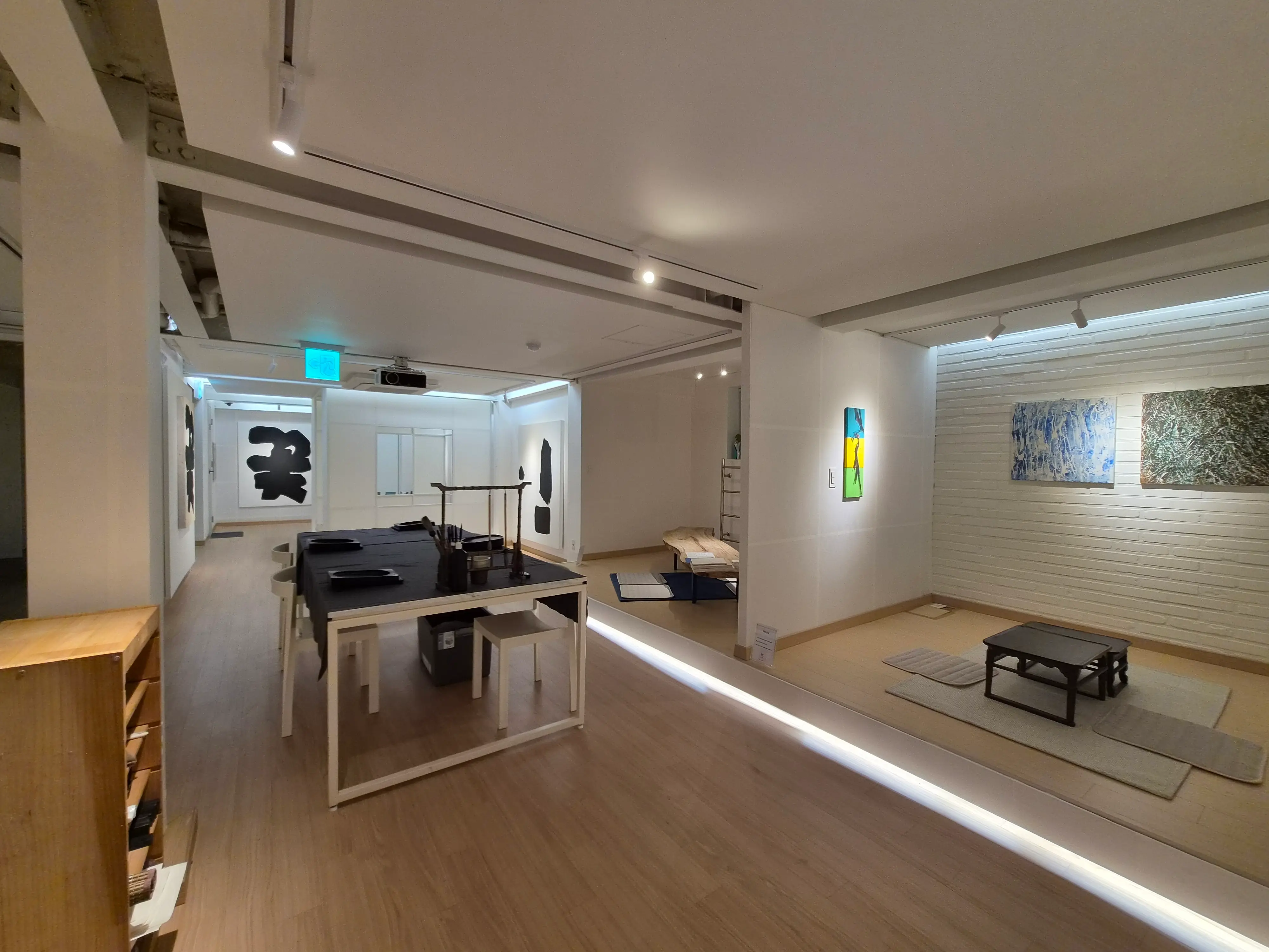 Academy & Gallery