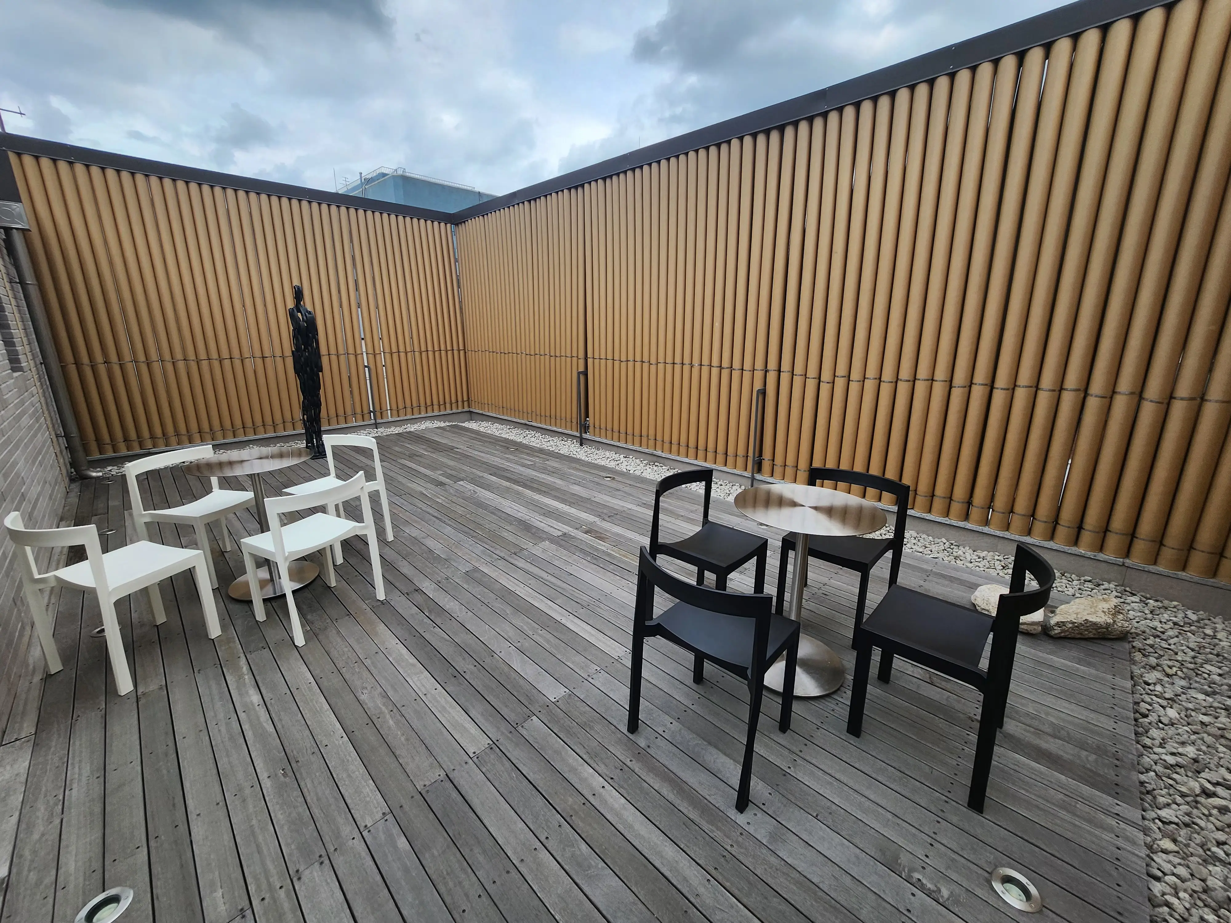 3F Art Gallery + Terrace